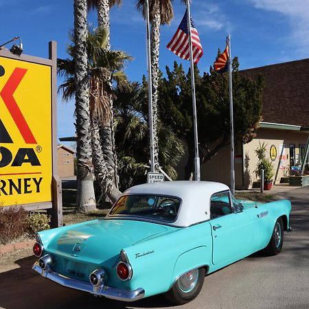Kingman Koa Hotel Exterior photo
